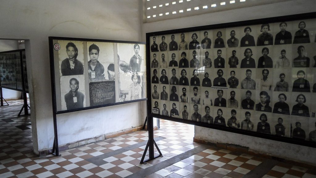 Foto's van de slachtoffers Tuol Sleng
